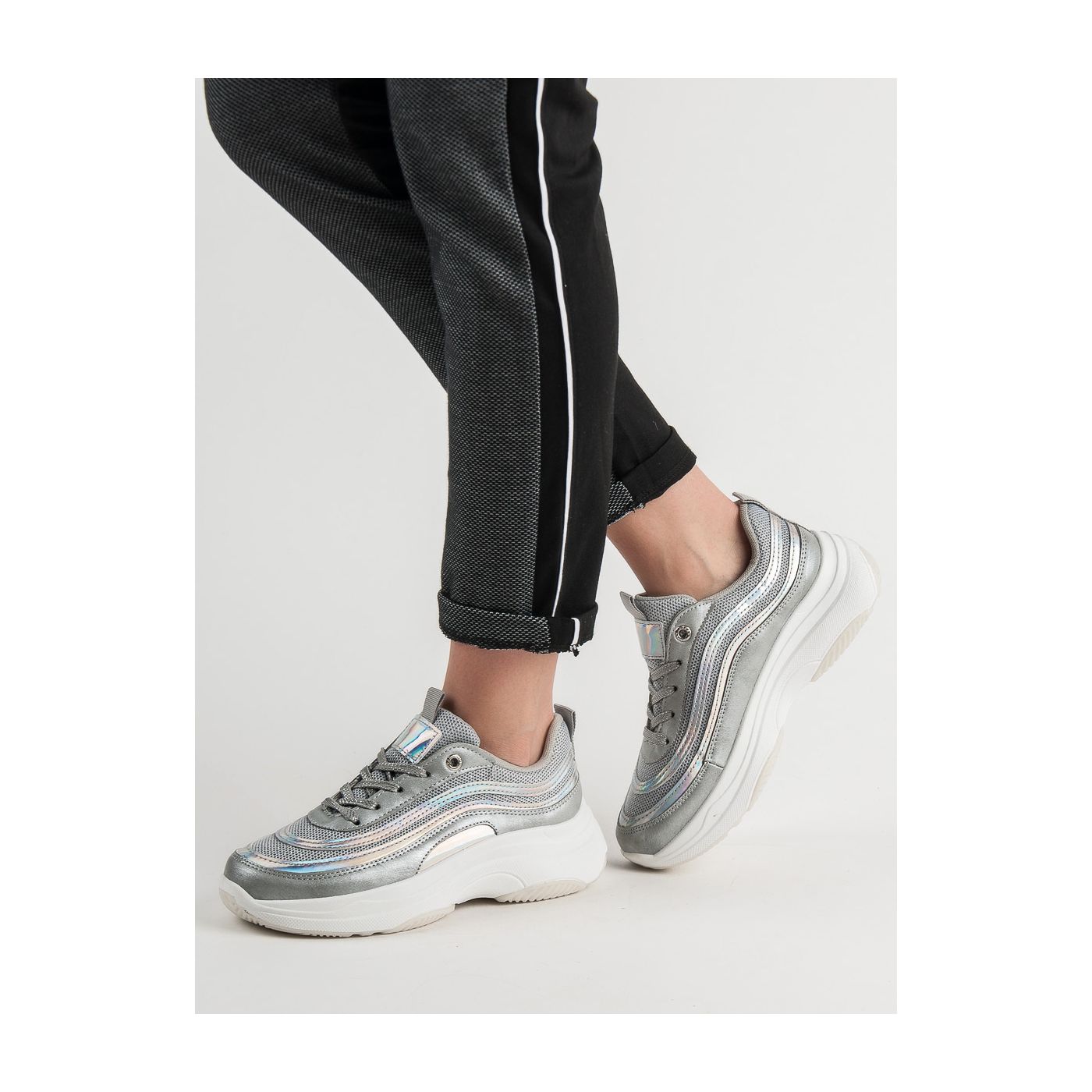 lee cooper eerwood trainers junior girls