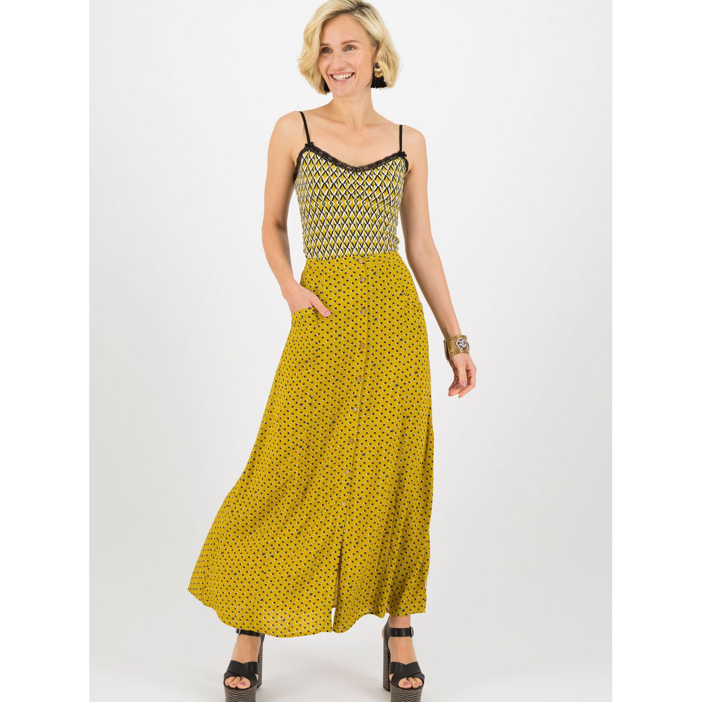 Mustard patterned blutsgeschwister maxi skirt