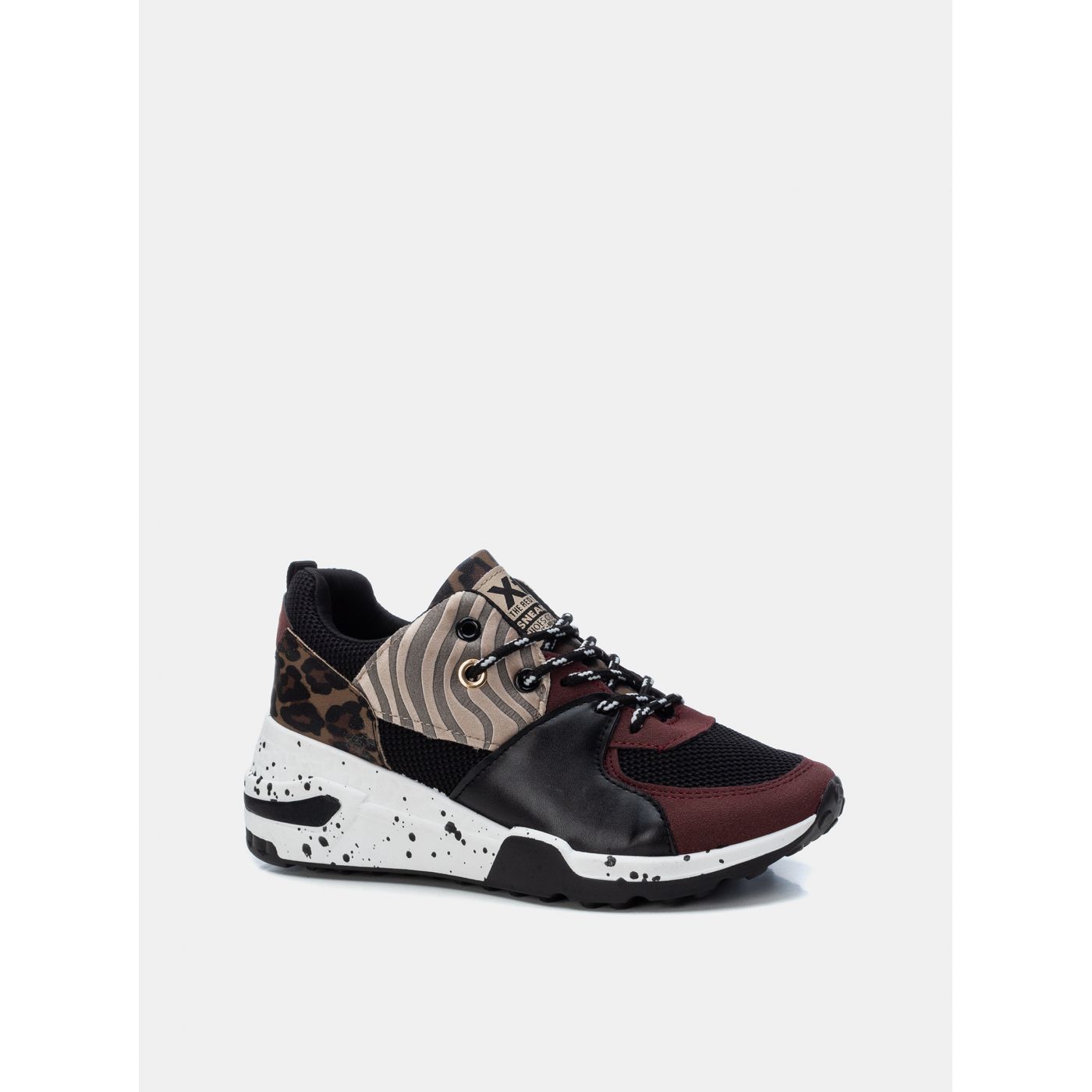 Black-burgundy women's patterned sneakers Xti