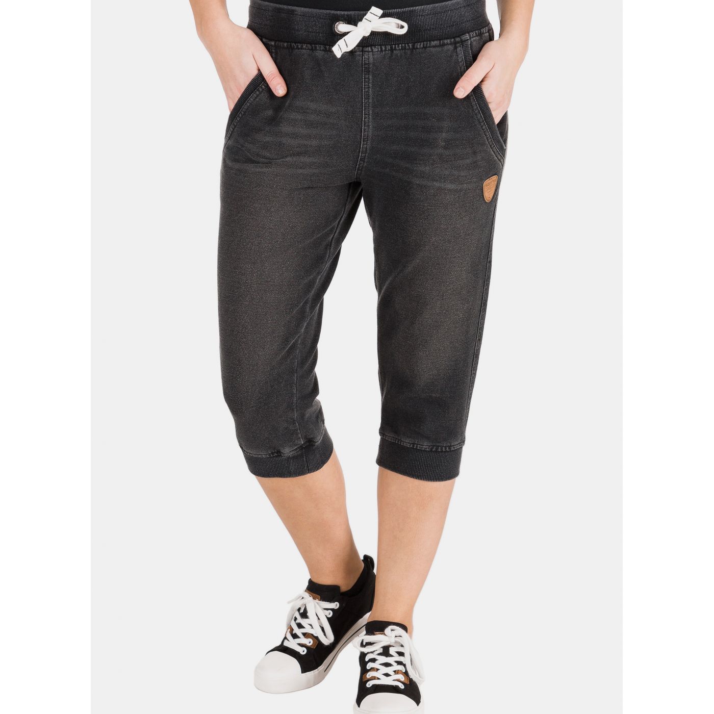Black Women's 3/4 Pants SAM 73
