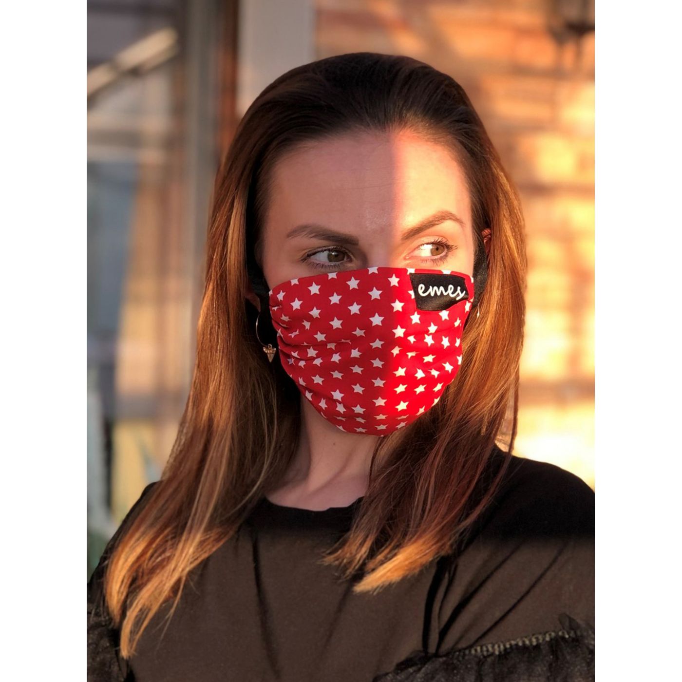 Red patterned veil emes 20 x 9 cm
