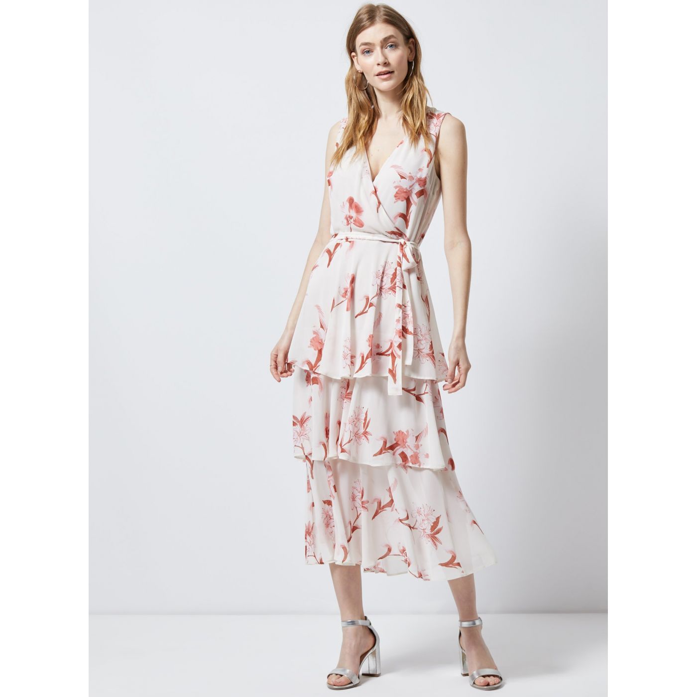 Creamy floral maxid dress Dorothy Perkins Tall