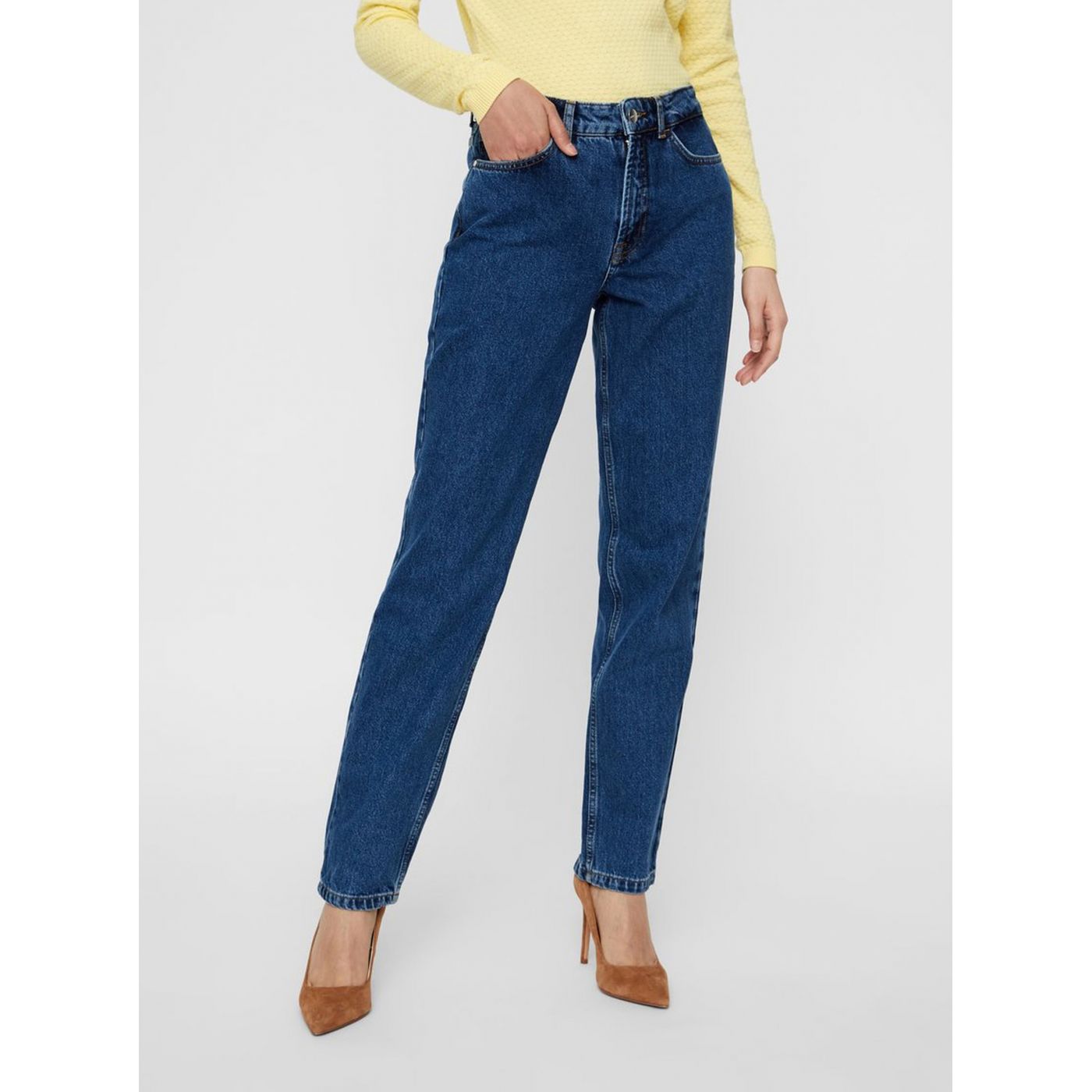 Blue Straight Fit Jeans AWARE by VERO MODA Sara
