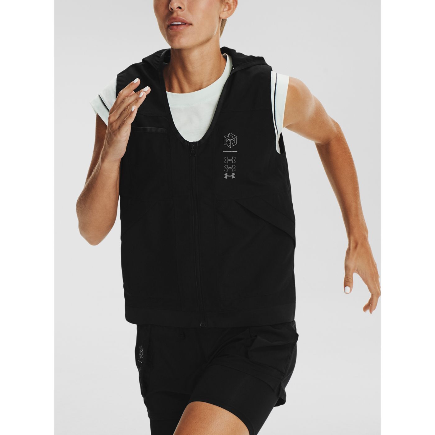 Vesta Under Armour UA Run Anywhere Vest-BLK