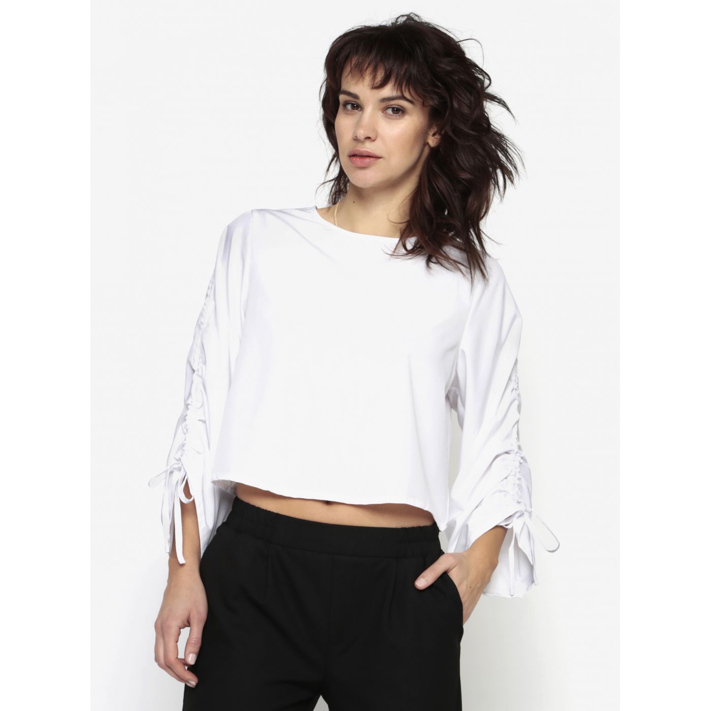 White blouse with slip-on sleeves MISSGUIDED