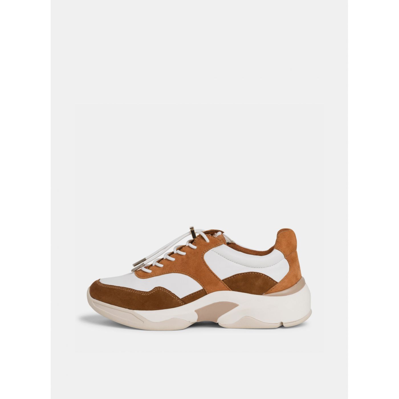 Beige-brown leather sneakers on Tamaris platform