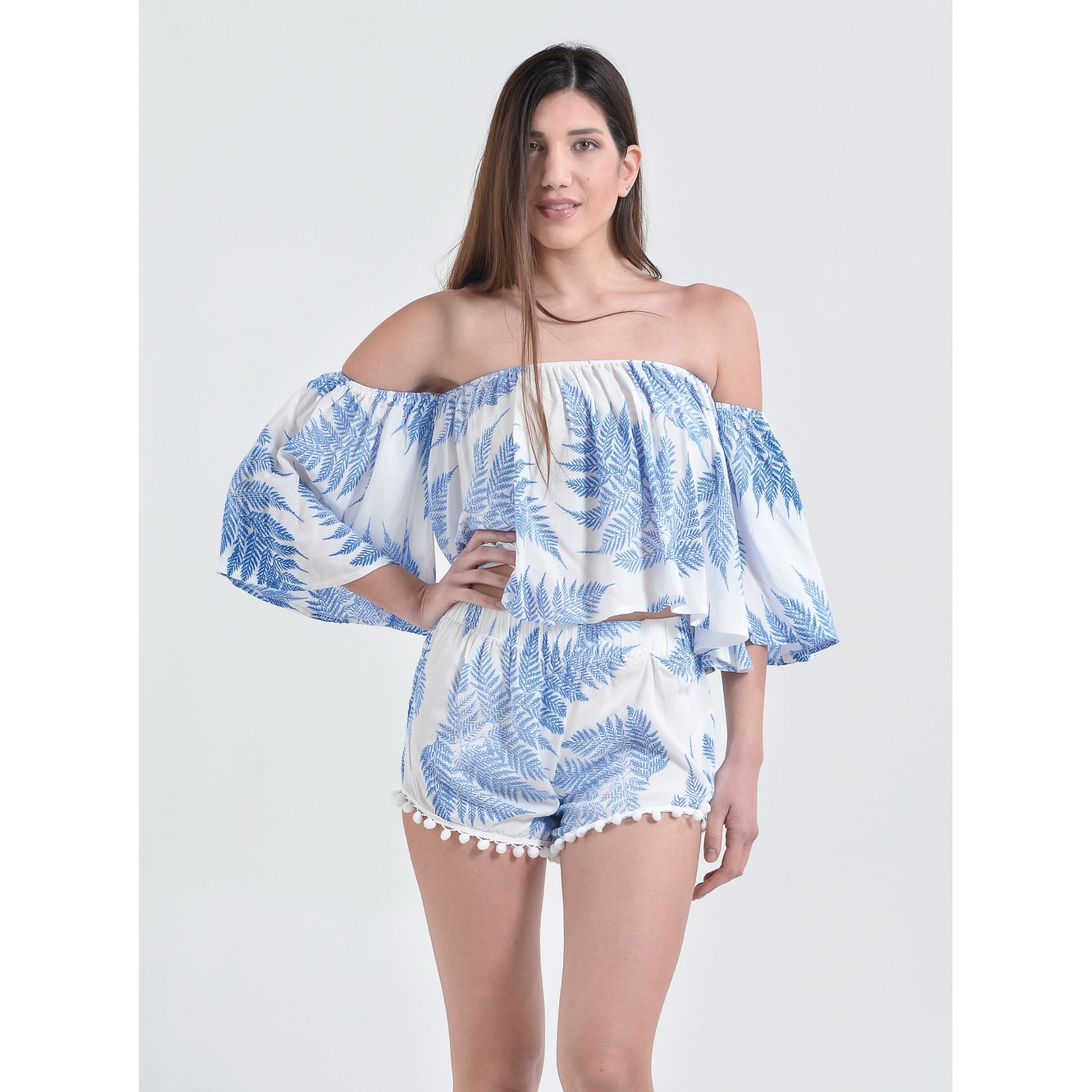 Set of tops and shorts in white-blue ble