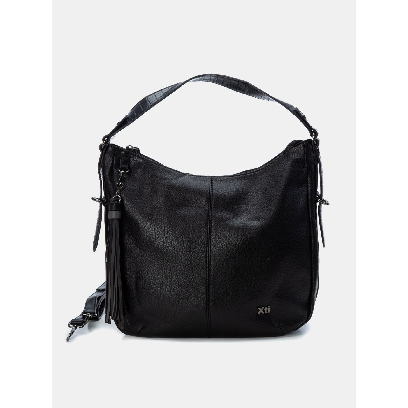 Black handbag with fringes Xti