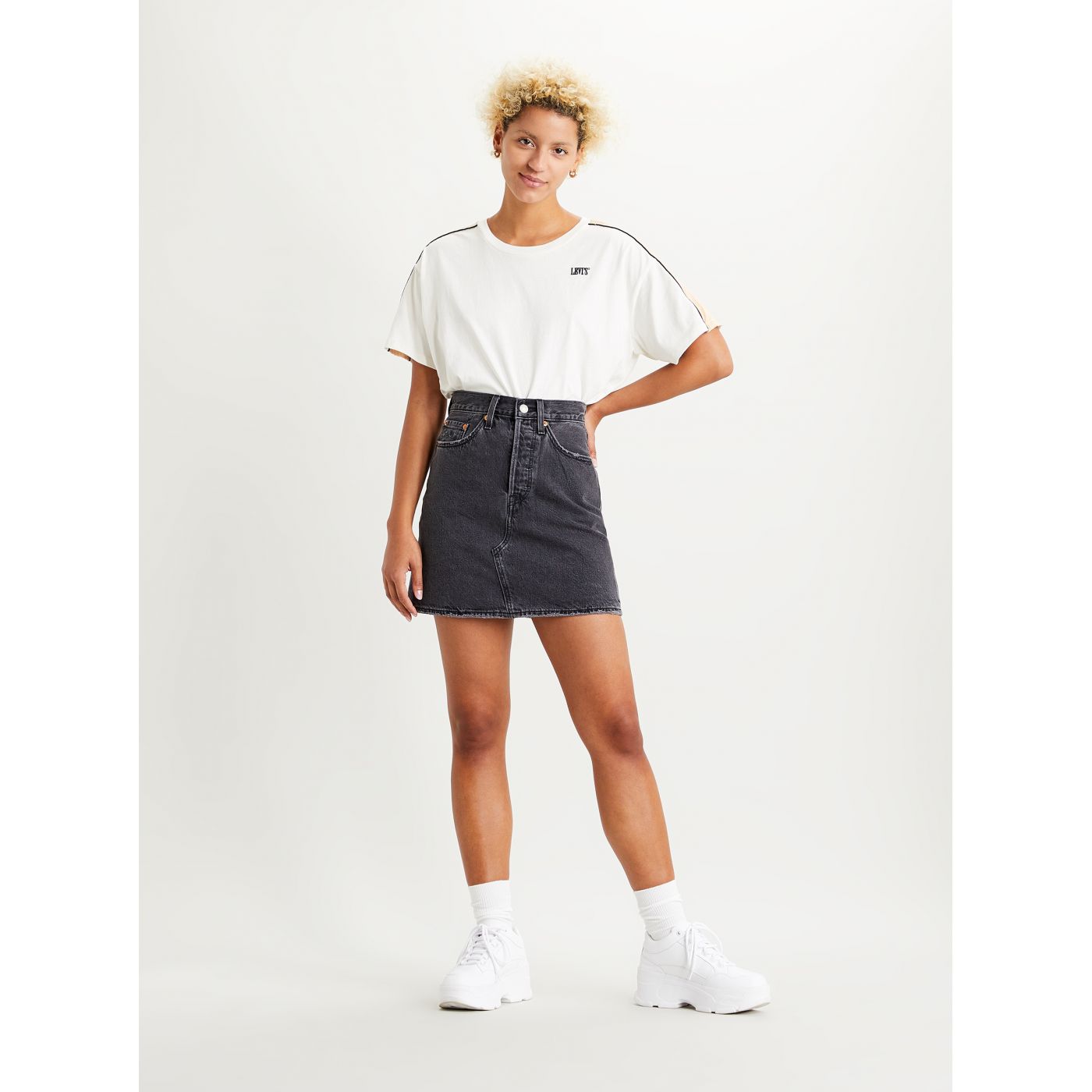 Levi's black denim skirt®