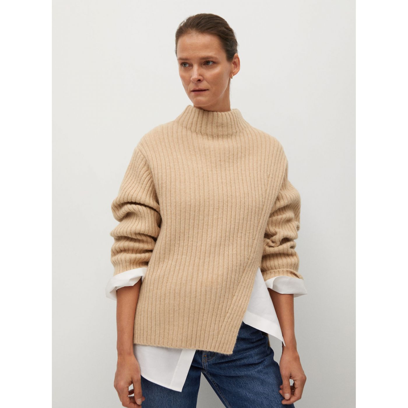 Beige sweater Mango