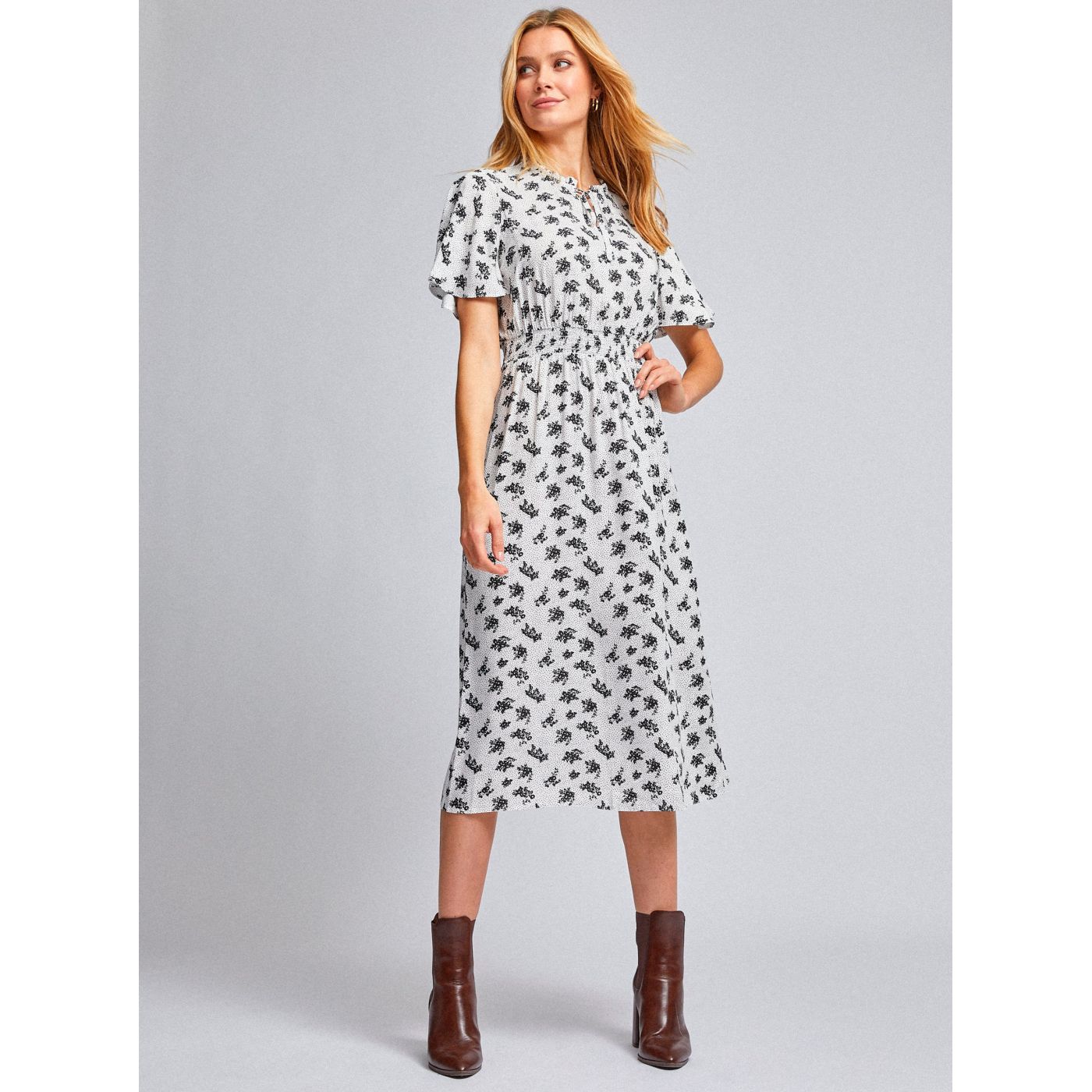 White Patterned Mididishes Dorothy Perkins