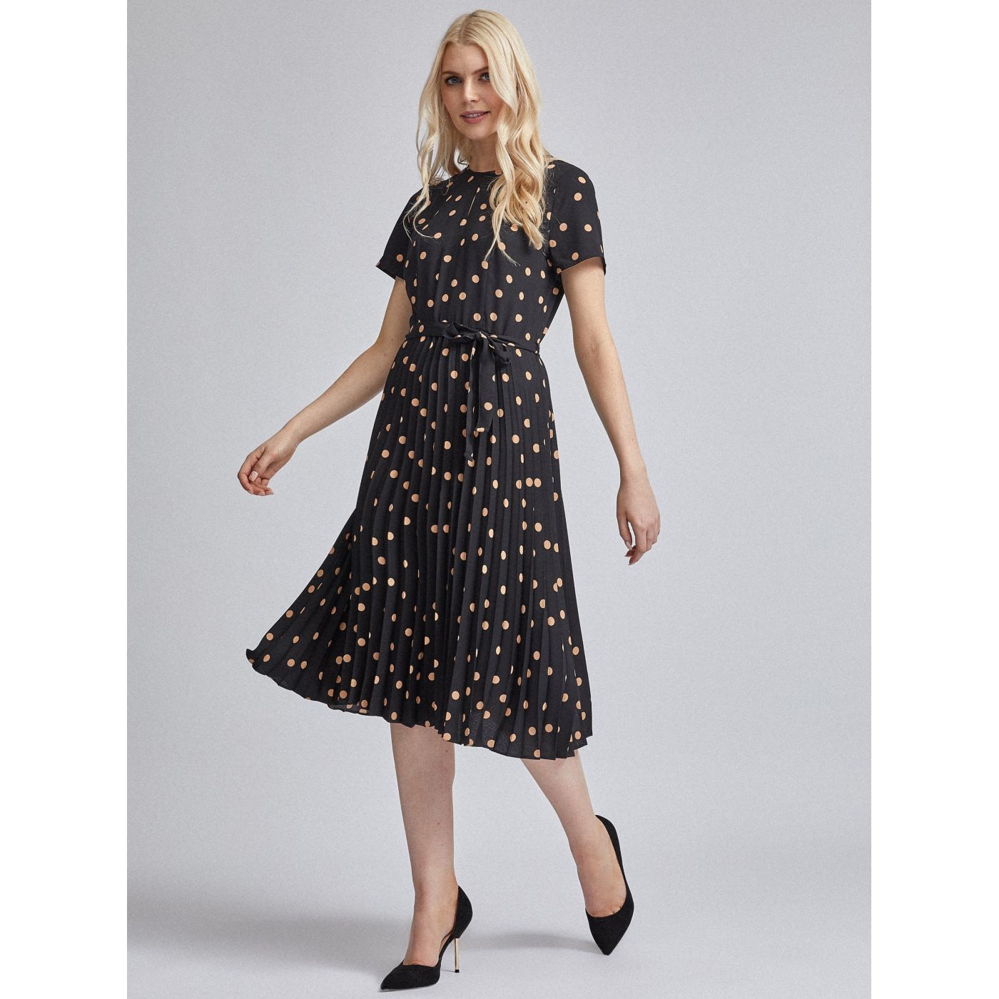 Black dotted pleated mididishes Dorothy Perkins