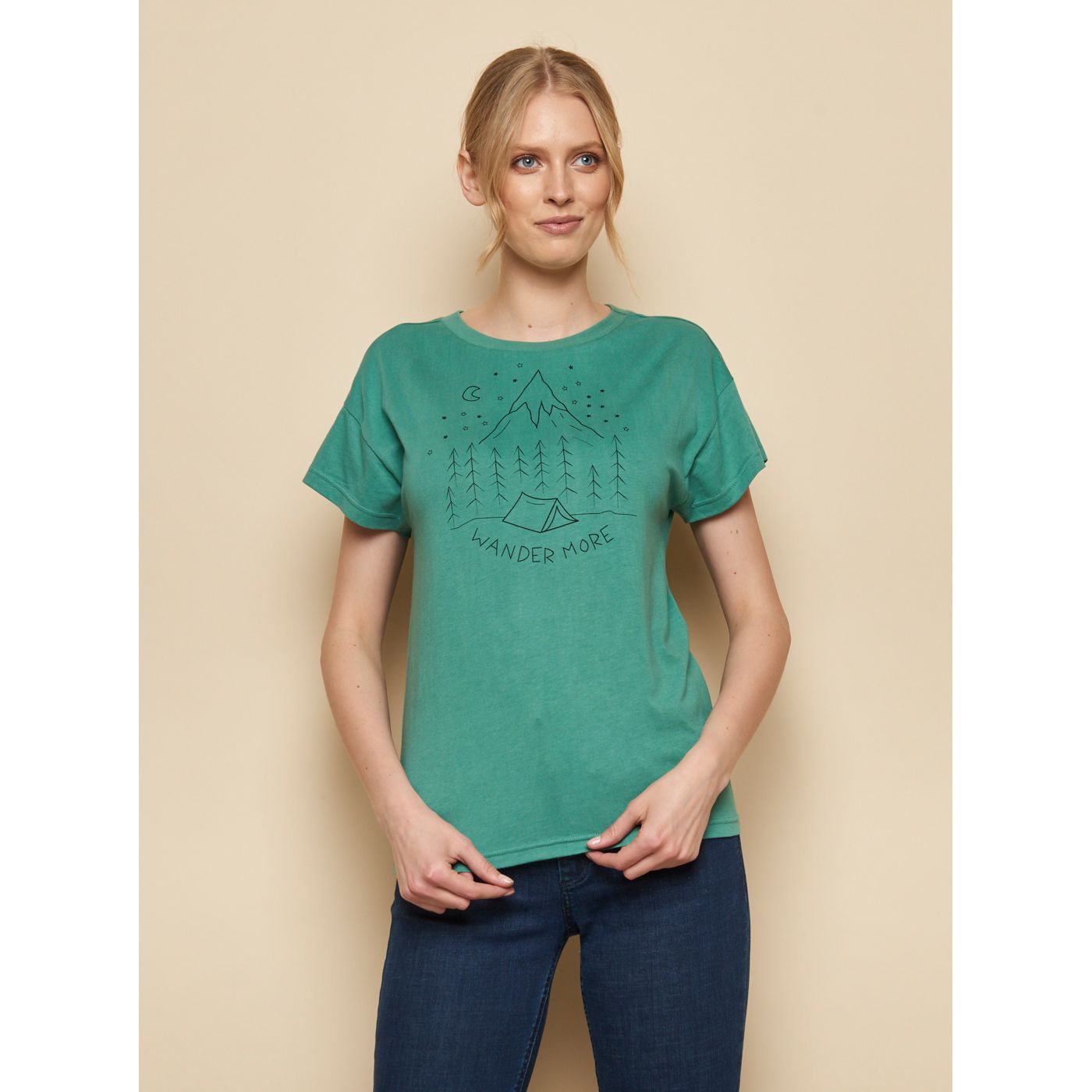 Green T-shirt with Tranquillo Kunto print