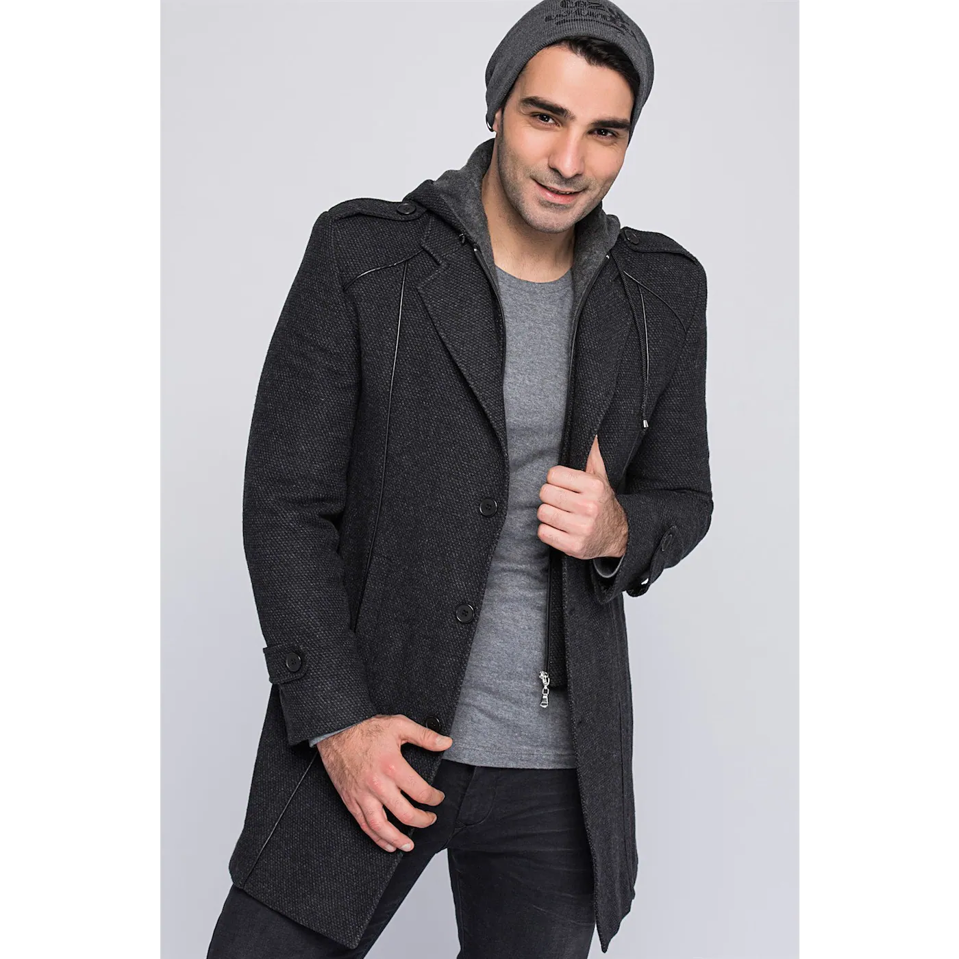 PLT8334 DEWBERRY MEN's COAT-PATTERNED BLACK