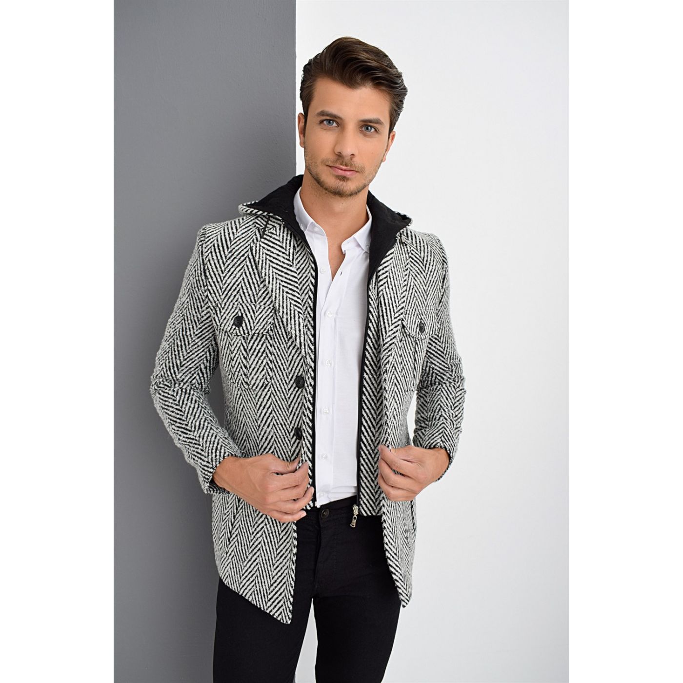 K7538 DEWBERRY MEN's COAT-PATTERNED BLACK