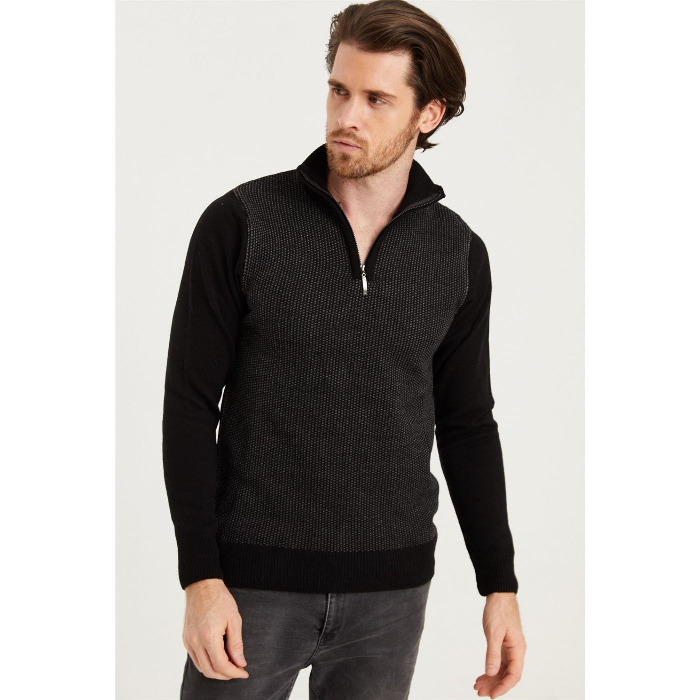 V0217 DEWBERRY ZIPPERED MEN'S SWEATER-BLACK
