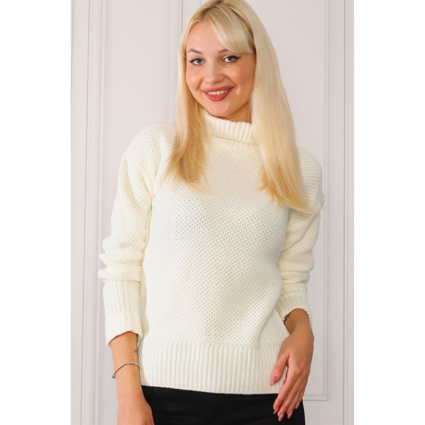 Z0016 DEWBERY WOMEN'S SWEATER-BONE