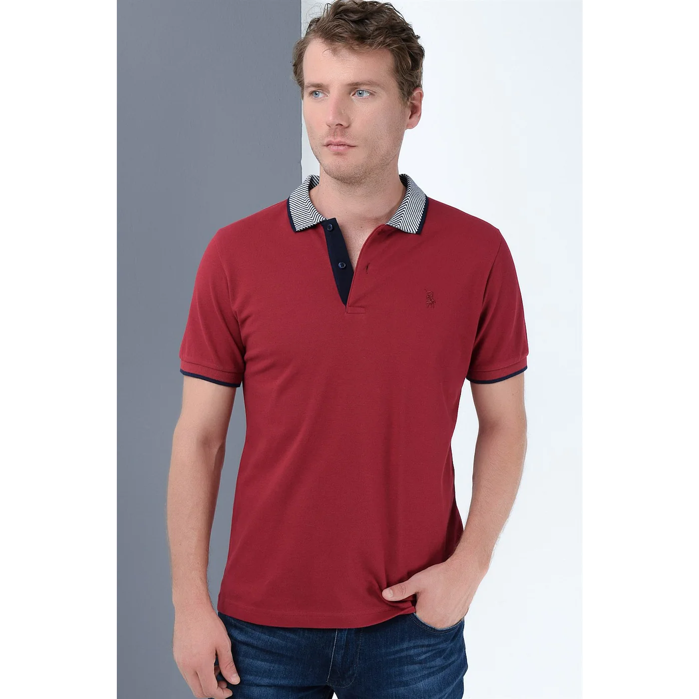 T8565 DEWBERRY MEN's T-SHIRT-BURGUNDY