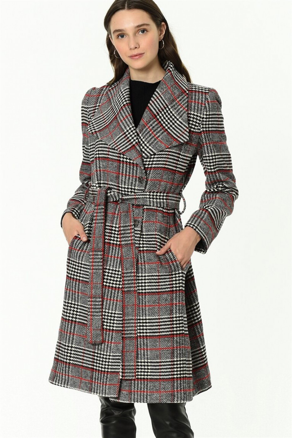 Z6638 DEWBERRY PLAID WOMEN'S COAT-BLACK-BURGUNDY
