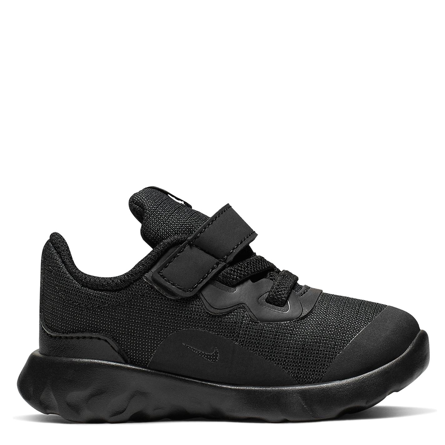 nike explore strada