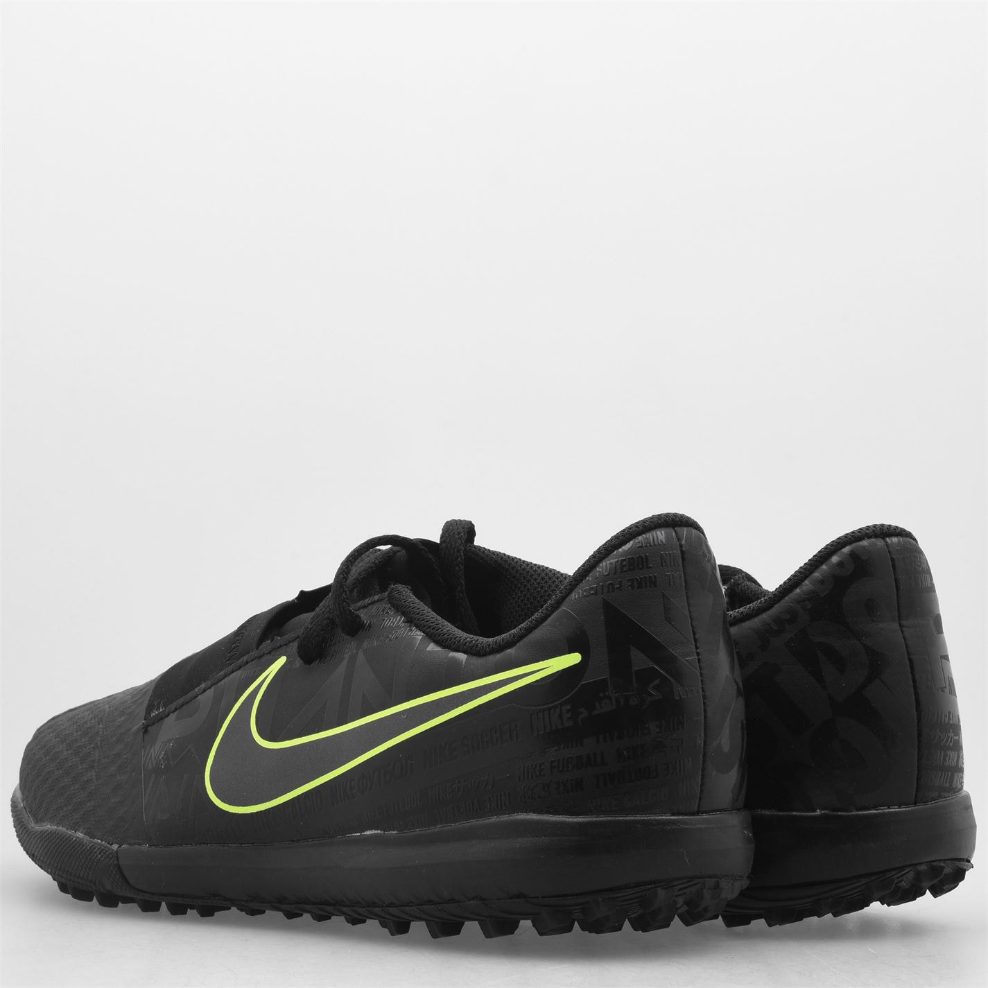 nike phantom venom astro turf