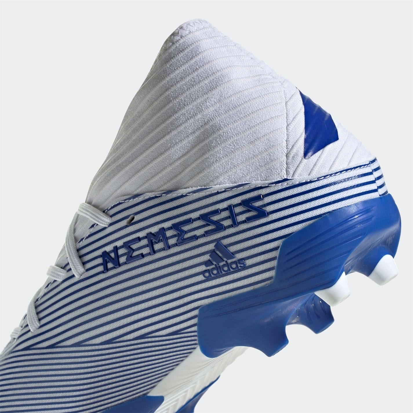 adidas 19.3 nemeziz