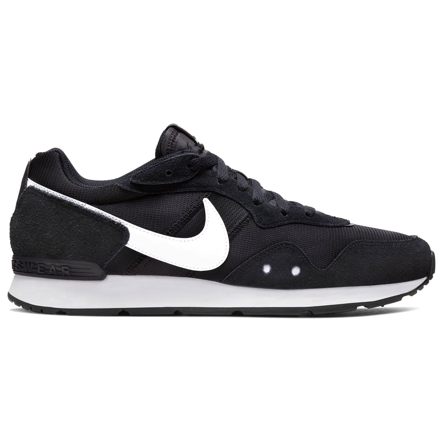 nike venture runner men's shoe