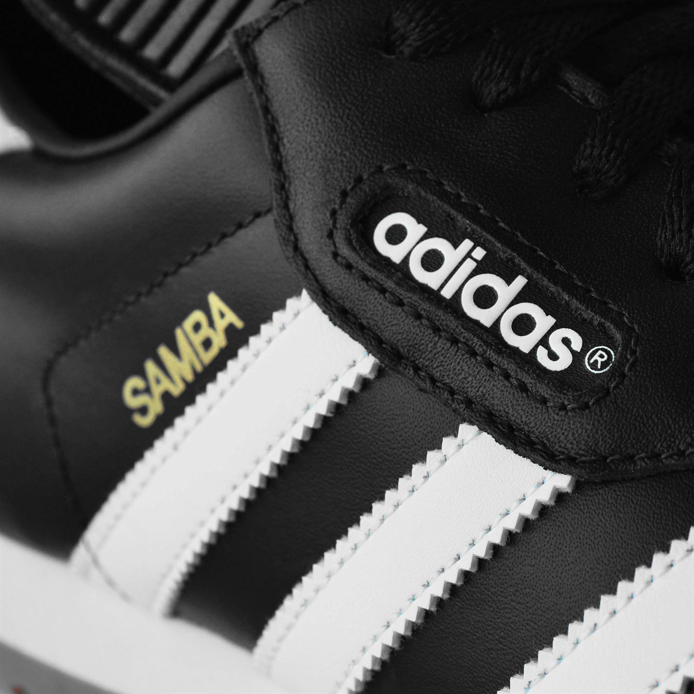 Версии адидас. Adidas Samba super. Adidas Samba язычок. Adidas Samba с тройным язычком. Adidas Version 3.