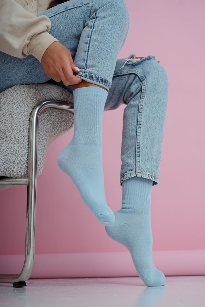 Дамски раирани пастелно сини чорапи Милена