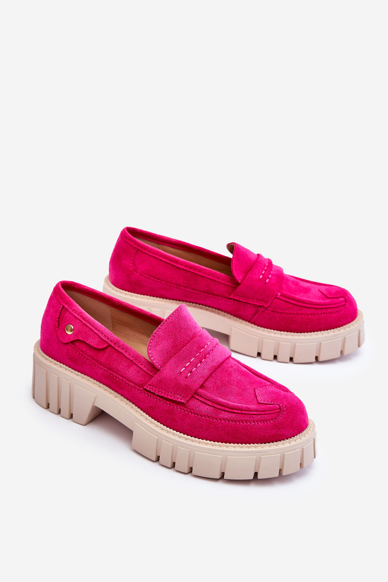Mocasini dama, Kesi