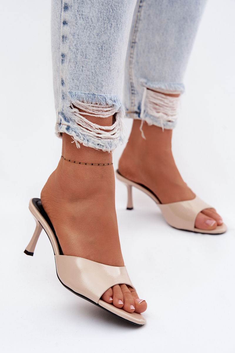 Дамски бежови обувки на висок ток Melissea