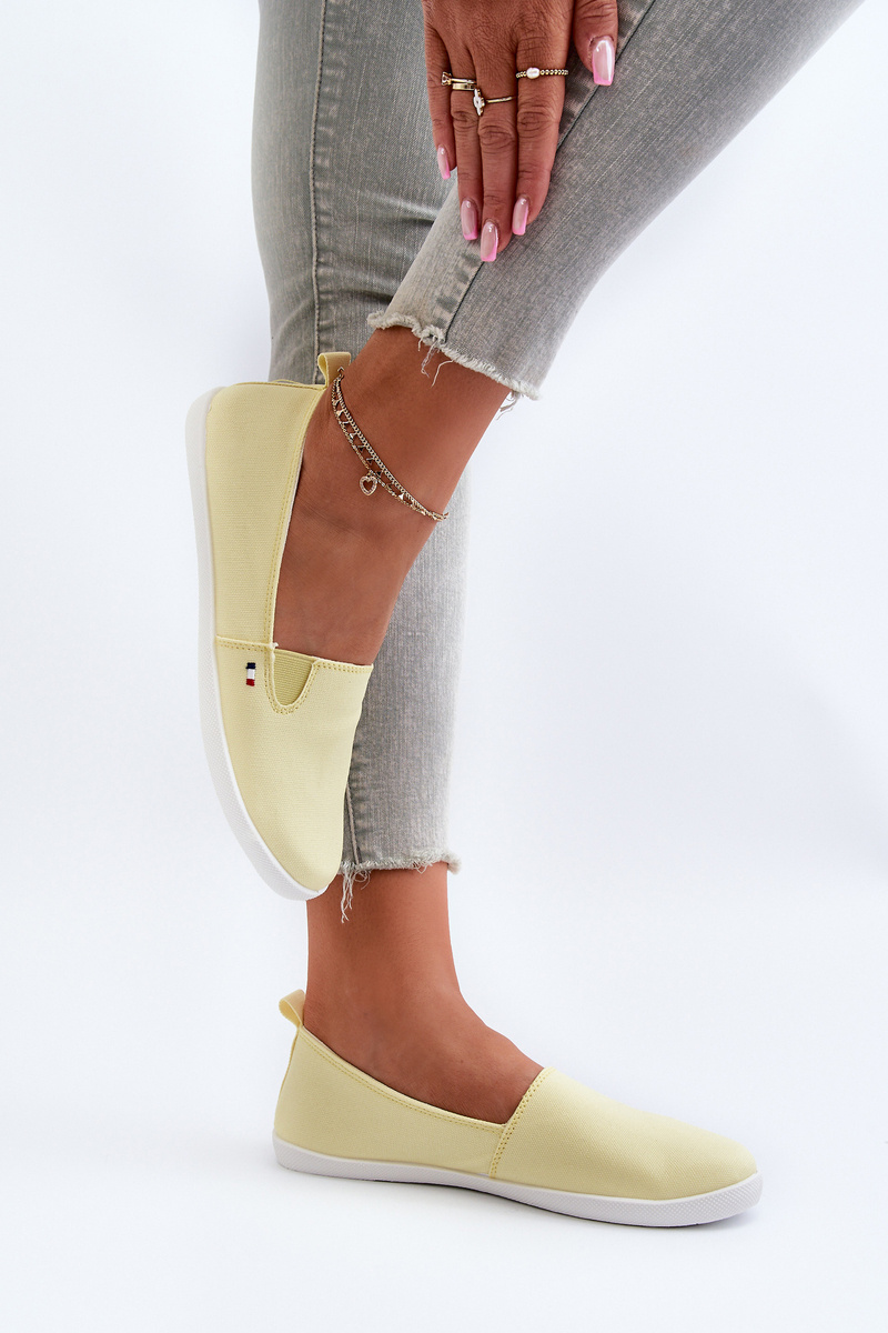 Dámske slip-on topánky Kesi