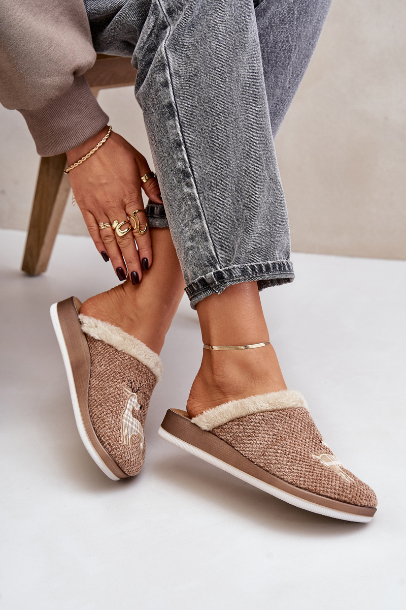 Women&#039;s Slippers With Reindeer And Fur Inblu CT000034 Beige