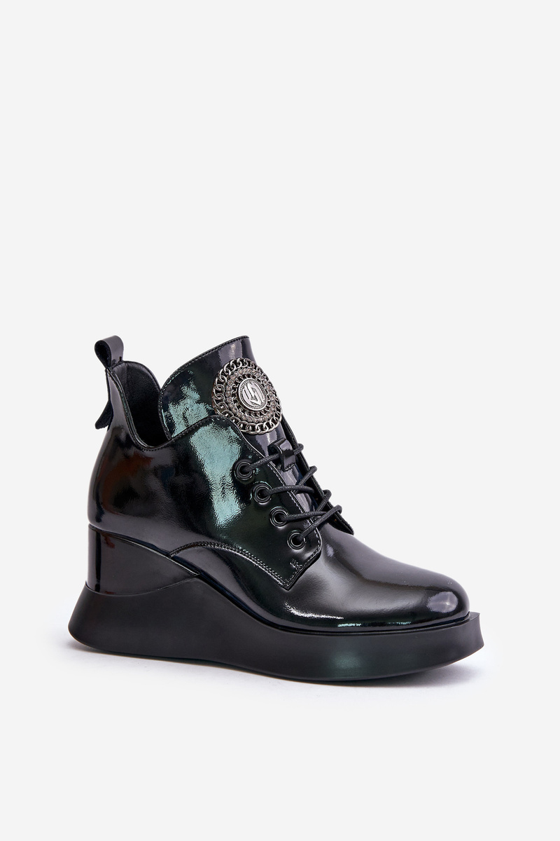 Women's lacquered ankle boots with wedges insulated with Vinceza black