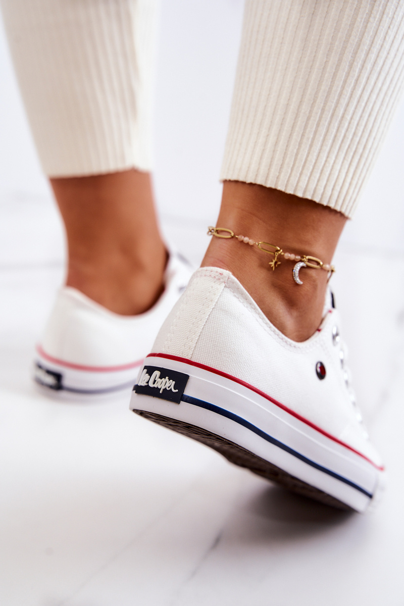 Tenisi dama, Kesi Lee Cooper