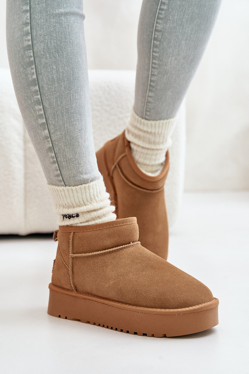 Leather suede snow boots on the Camel Nereviana platform