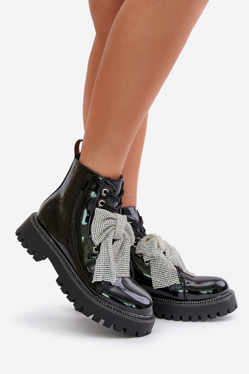 Patent leather women&#039;s ankle boots with bow black Ocenttia