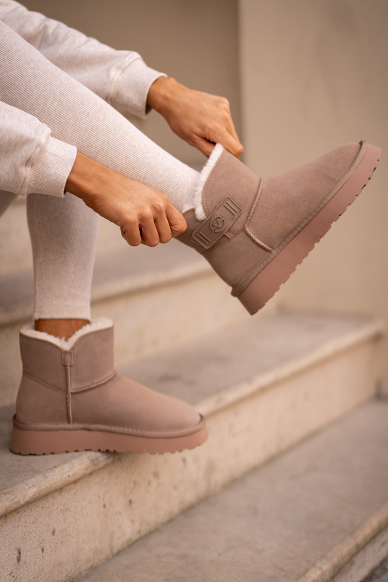 Leather suede snow boots with fur Vinceza beige