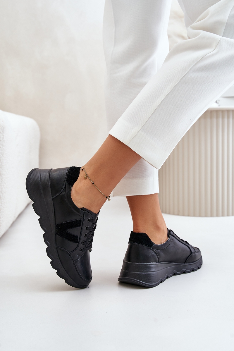 Leather women's sports shoes Vinceza black