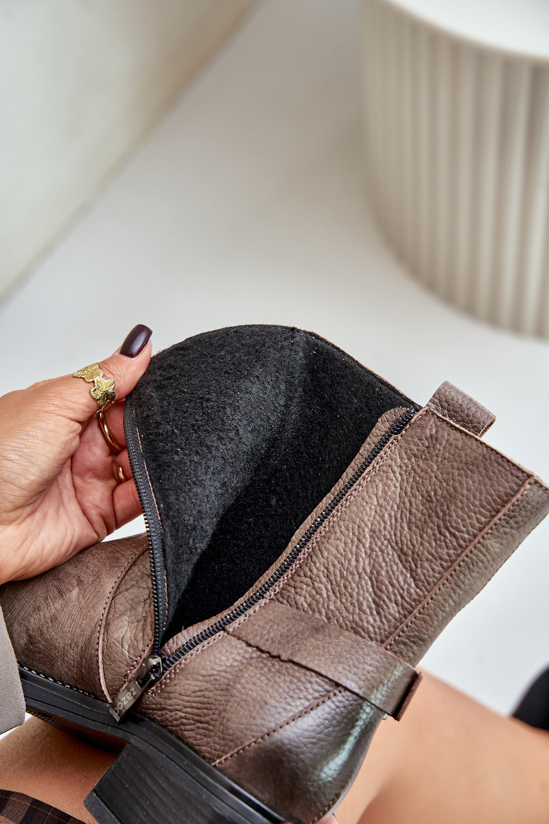 Zazoo Leather ankle boots on a low heel insulated brown-gray