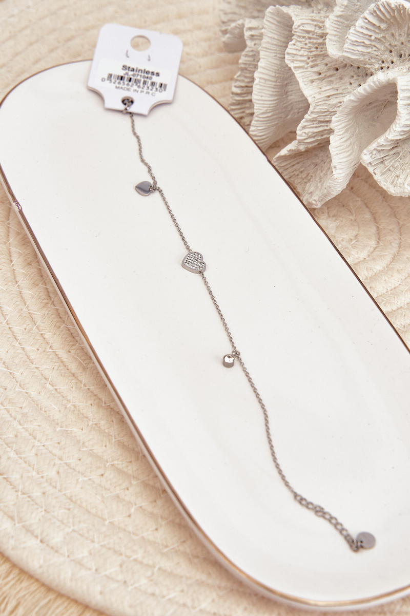 Náramek na nohu s motivem srdíček