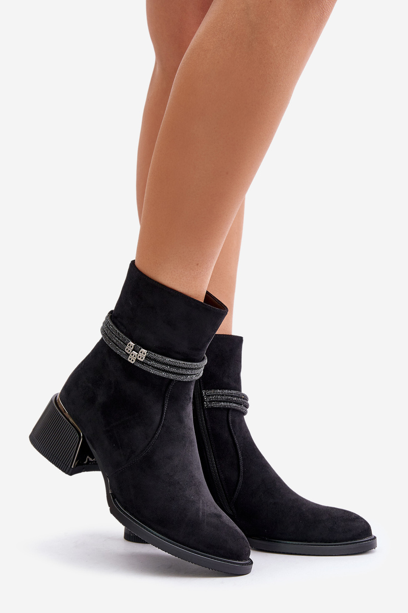 Insulated women&#039;s ankle boots on a low heel with decorative straps D&amp;A black