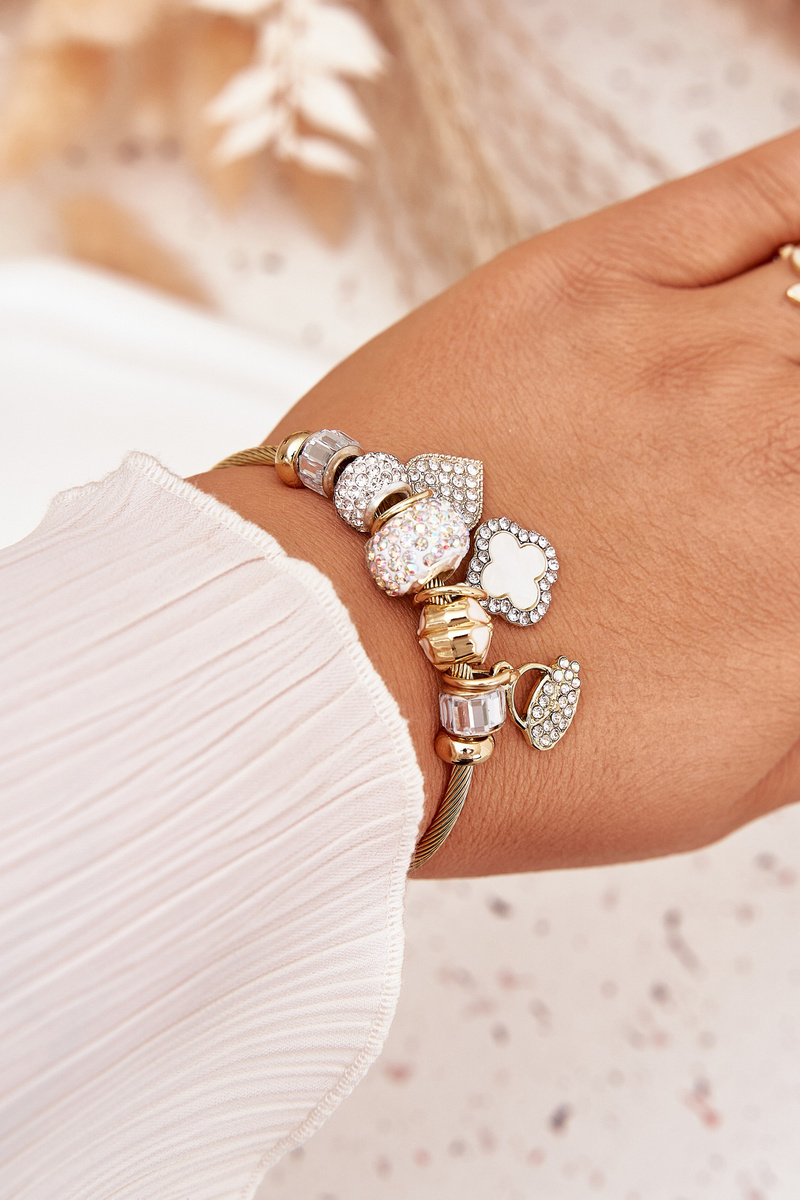 Dámsky náramok s príveskami Boto