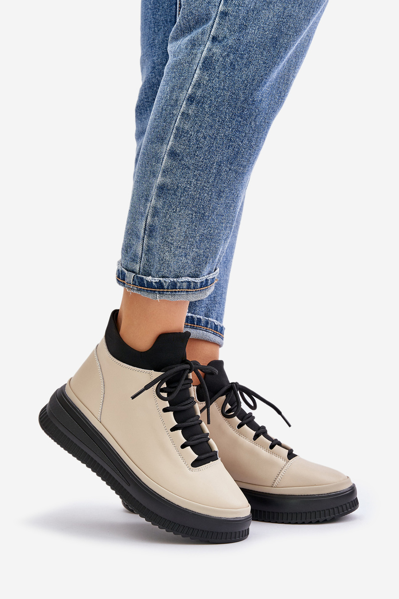 Lightweight leather sports shoes on platform Artiker beige