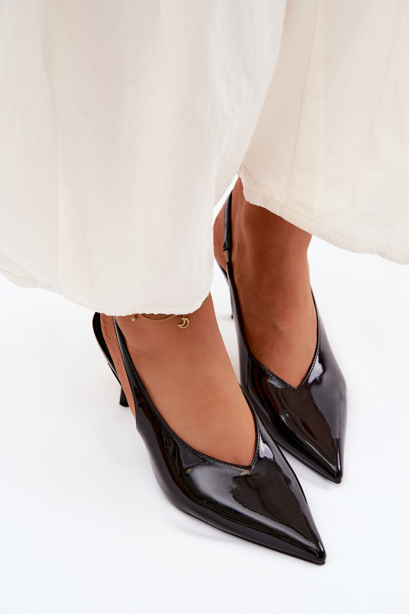 Boto: elaborați pentru femei sandale din noua colecție