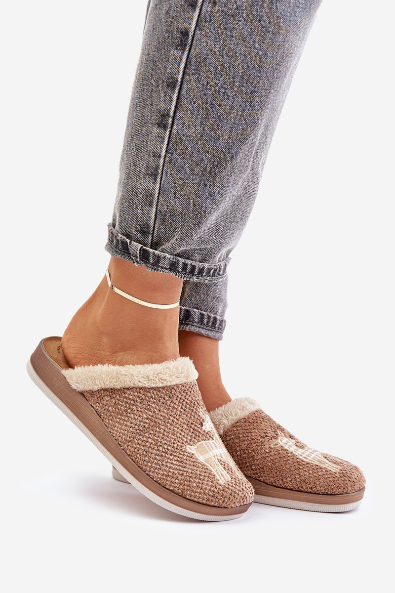 Women&#039;s Slippers With Reindeer And Fur Inblu CT000034 Beige