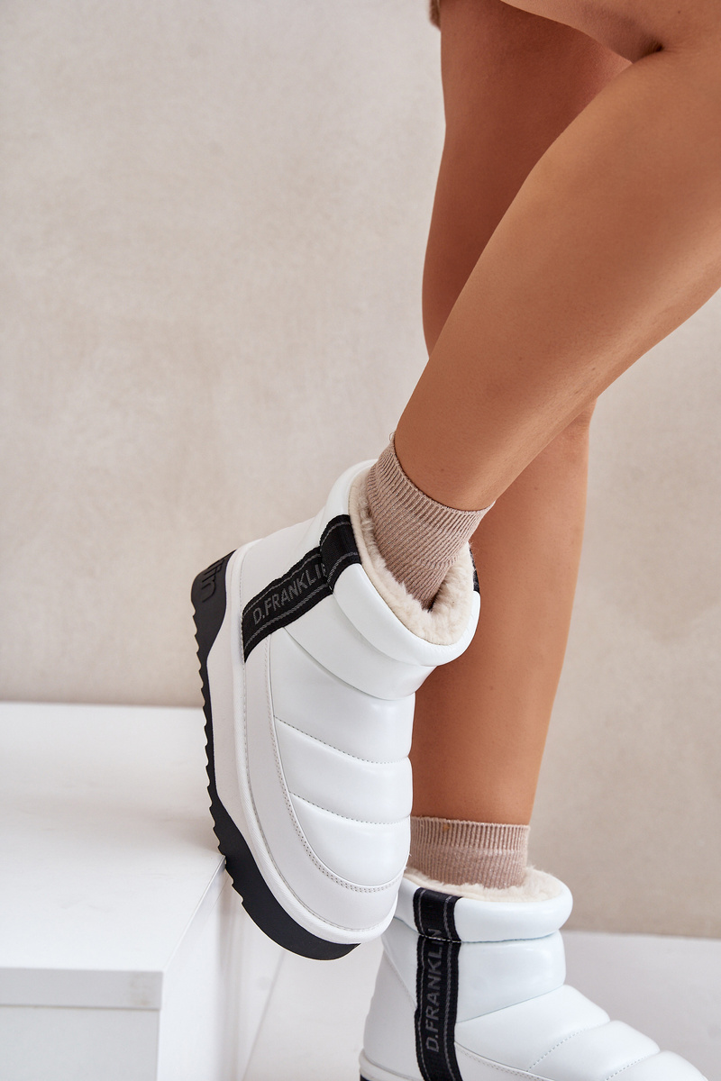 Low snow boots on thick sole D.Franklin DFSH371011 White