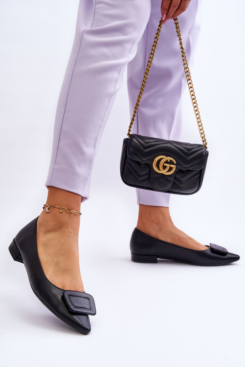 Balerini de dama Kesi