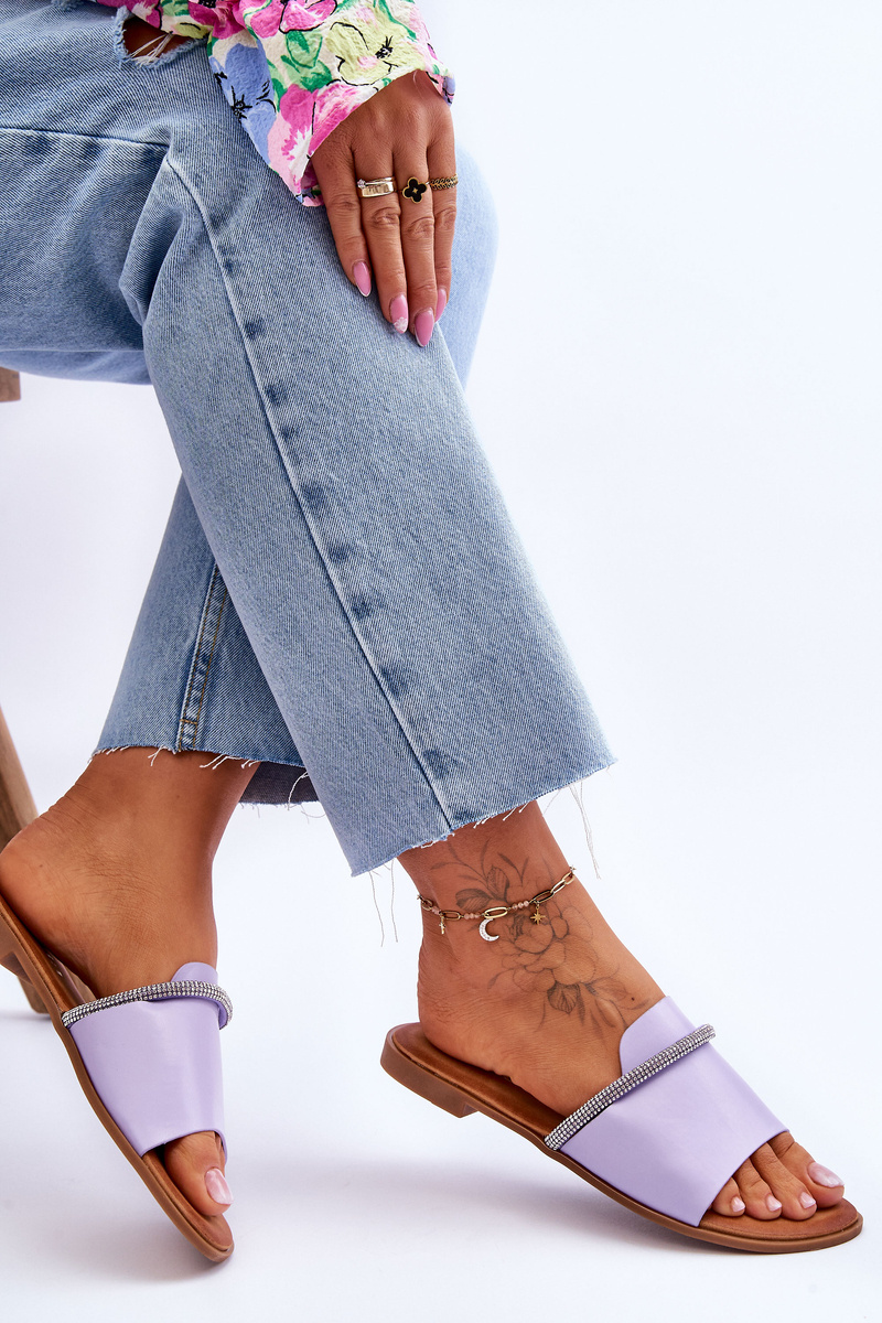 Șlapi eleganți cu pietre decorative