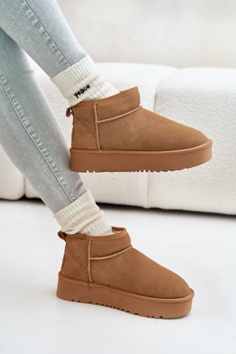 Leather suede snow boots on the Camel Nereviana platform